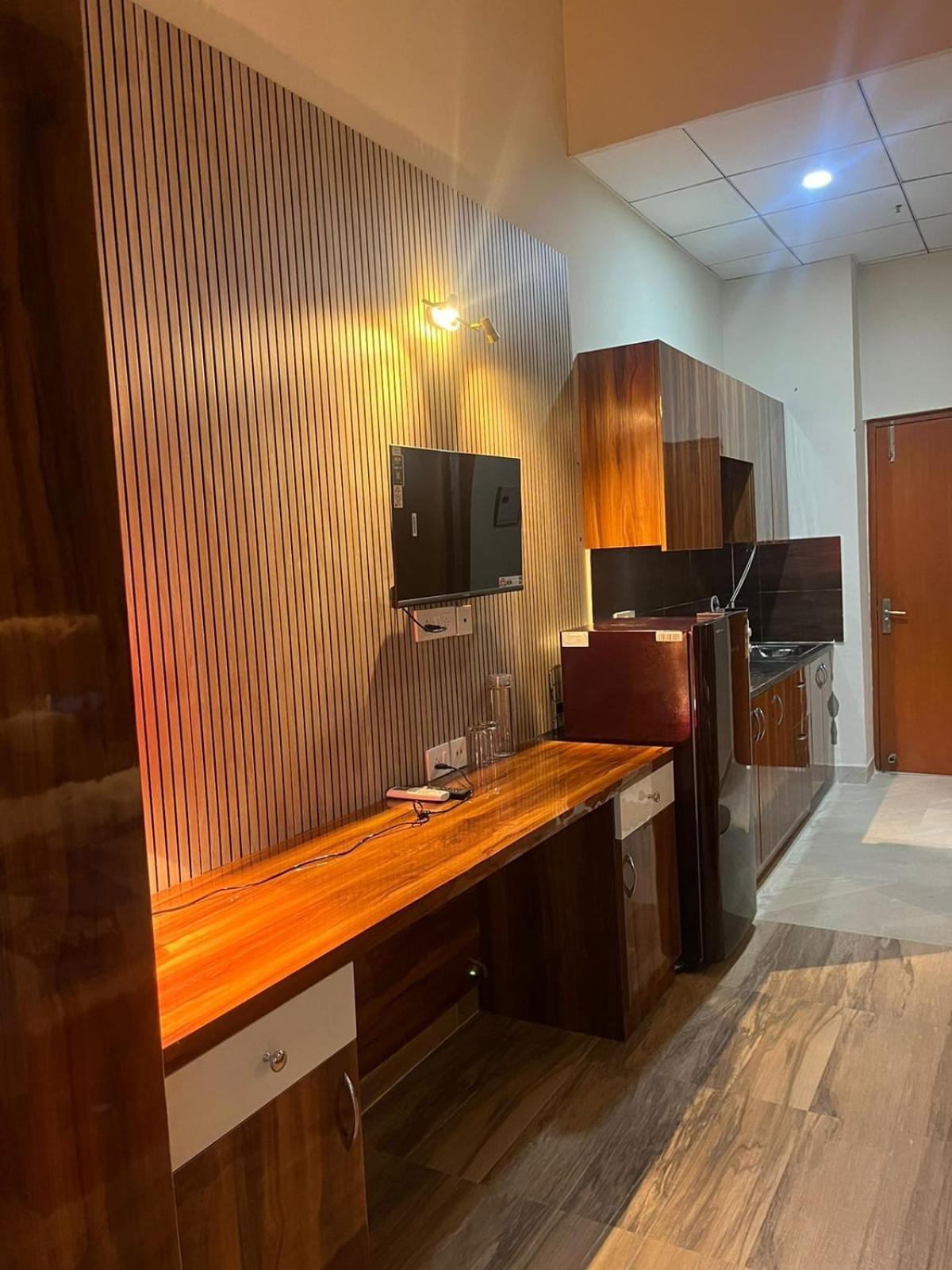 Studio Apartment In Большая Нойда Экстерьер фото